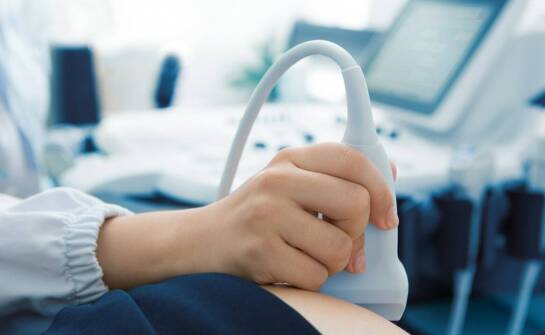 Rola zaawansowanego sprzętu diagnostycznego w wykrywaniu niedrożności jajowodów