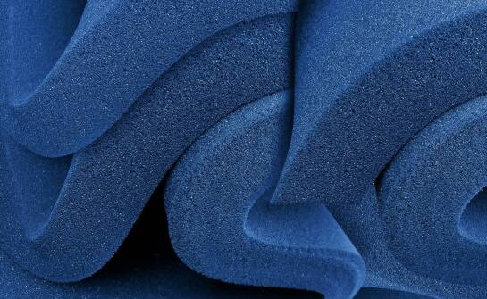 Jakie cechy powinien mieć idealny koc termiczny na okno?