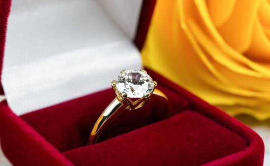 Jakie są właściwości berylu i jego znaczenie w jubilerstwie?