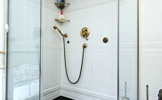 Przewodnik po wyborze syfonu do wanny złotego dla początkujących