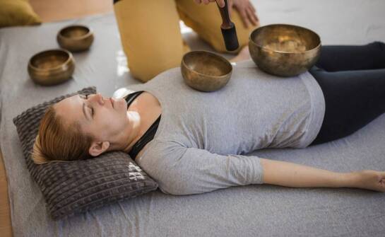 Jak dźwiękoterapia z użyciem mis tybetańskich wpływa na układ odpornościowy?