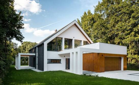 Jak adaptacja projektów wpływa na funkcjonalność domów szkieletowych?