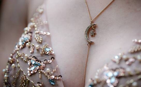 Rola wysokiej jakości materiałów w strojach do pole dance – co warto wiedzieć?