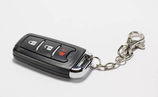 Piloty samochodowe a personalizacja – jak dostosować je do swoich potrzeb?