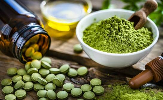 Jak kwercetyna może wspomagać procesy detoksykacyjne organizmu?