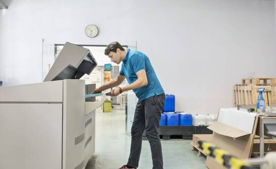 Efektywność pracy biura dzięki serwisowaniu niszczarek
