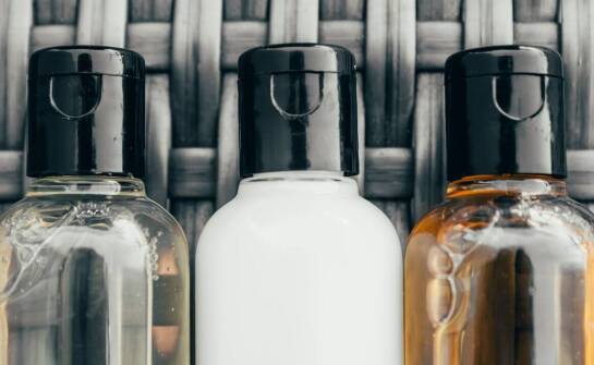 Gliceryna w kostce a produkty do pielęgnacji włosów – co warto wiedzieć?