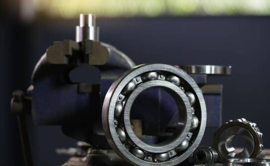 Podkładki regulacyjne jako kluczowy element w nowoczesnym przemyśle maszynowym