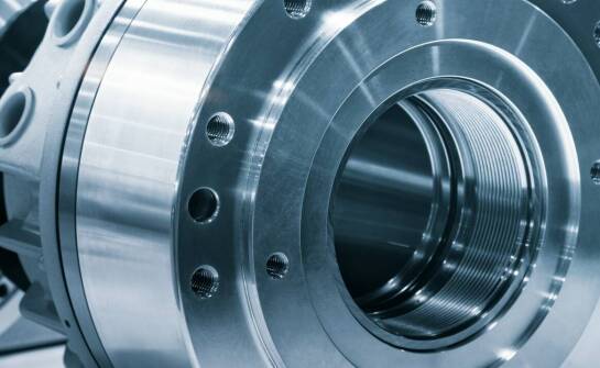 Wpływ jakości obudowy łożyska na bezpieczeństwo pracy maszyn