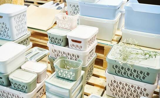 Jak plastikowe pojemniki mogą wspierać zrównoważony rozwój w firmach?