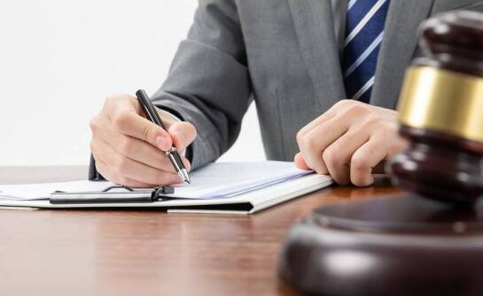 Wsparcie radcy prawnego w przygotowywaniu dokumentacji do urzędów