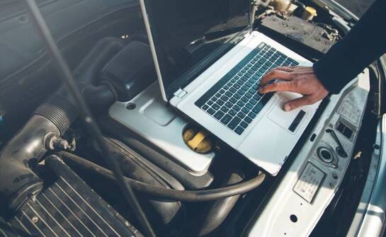 Dlaczego diagnostyka komputerowa jest niezbędna w nowoczesnym serwisie?