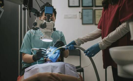 Czy leczenie kanałowe wpływa na estetykę uśmiechu?