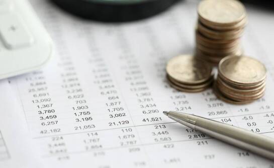 Wpływ umorzenia egzekucji na wysokość kosztów komorniczych