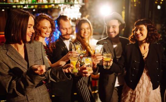 Jak przygotować orzeźwiający koktajl z dodatkiem nasion kopru włoskiego?