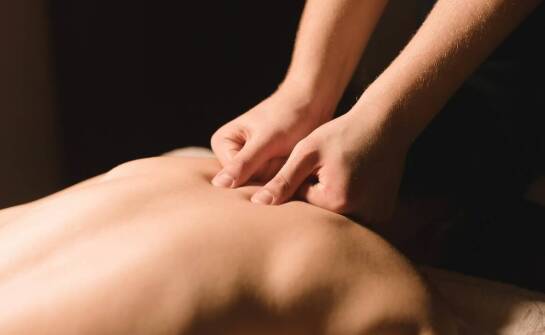 Jakie są najczęstsze błędy przy używaniu maty do masażu pleców?