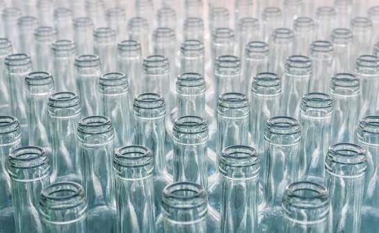 Butelki szklane a bezpieczeństwo przechowywania produktów spożywczych