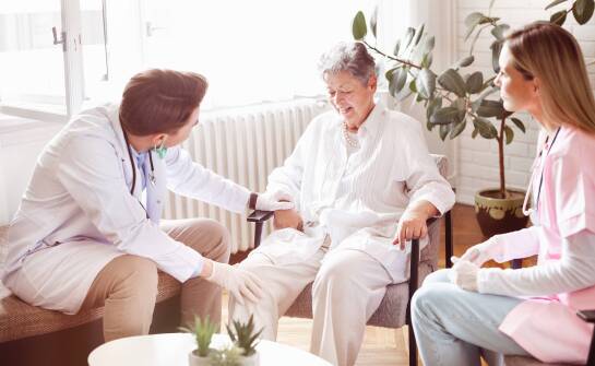 W jaki sposób sanatorium dostosowuje terapie do indywidualnych potrzeb pacjentów?