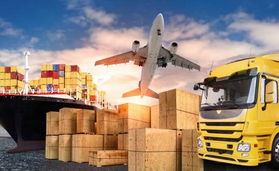 Warum ist der internationale Transport für den Industriesektor entscheidend?