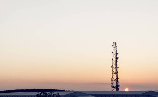 Zagłuszacz sygnału GSM: niezbędne narzędzie w ochronie prywatnych rozmów telefonicznych