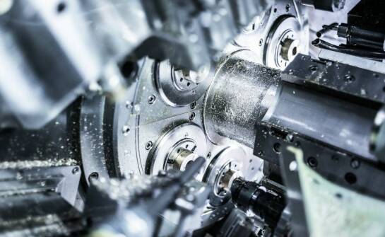 Zaawansowane techniki obróbki metali w produkcji tłoczników