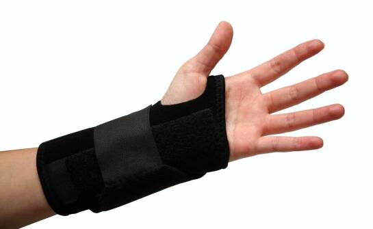 Różnice między ortezami nadgarstka dla dzieci i dorosłych