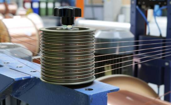 Wpływ nowoczesnych technologii na produkcję żyłek do wędek