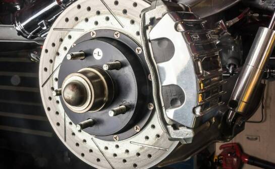 Porównanie trwałości różnych typów zacisków hamulcowych stosowanych w autobusach