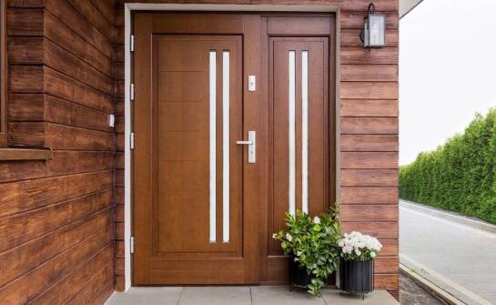Drzwi zewnętrzne o wysokiej izolacji termicznej: Komfort i oszczędność