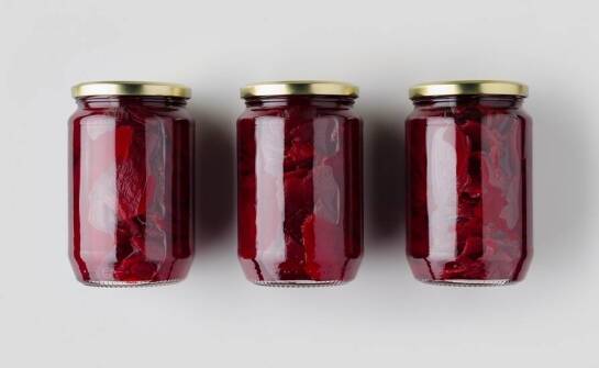 Dlaczego producenci przetworów wybierają szklane opakowania i odpowiednie zakrętki?