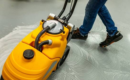 Jak odkurzacz przemysłowy wspiera zrównoważony rozwój w przedsiębiorstwach?