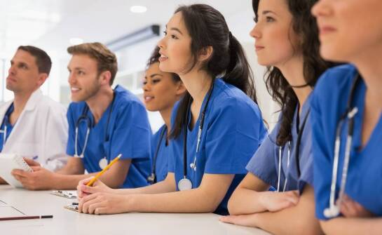 Wpływ szkoleń medycznych na bezpieczeństwo pacjentów