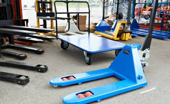 Jakie innowacje technologiczne wprowadzono w nowoczesnych paleciakach?