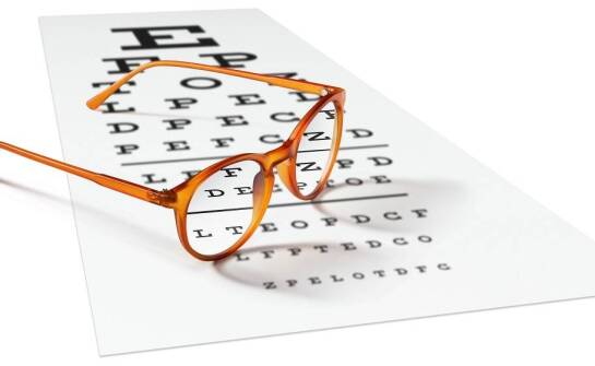 Porównanie tablic okulistycznych: Tradycyjne vs cyfrowe rozwiązania