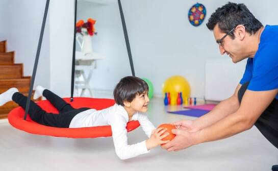 Kluczowe korzyści płynące z terapii odruchów metodą INPP dla dzieci z problemami koncentracji