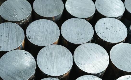 Anwendung von Stahl S355NL in der Öl- und Gasindustrie: wesentliche Vorteile