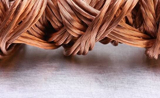 Poradnik wyboru drutu spawalniczego do różnych typów metali