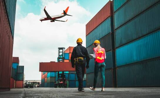 Wpływ agencji celnych na efektywność transportu międzynarodowego