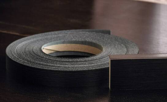 Jakie akcesoria są niezbędne przy montażu komorowego poliwęglanu z filtrem UV?