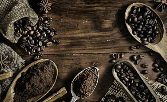 Dlaczego ziarnista kawa Arabica to doskonały wybór na prezent dla miłośnika kawy?