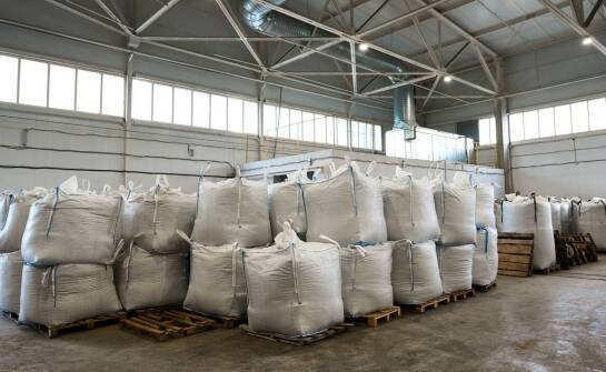 Rolnictwo i zastosowanie worków BIG-BAG: optymalizacja przechowywania nawozów.