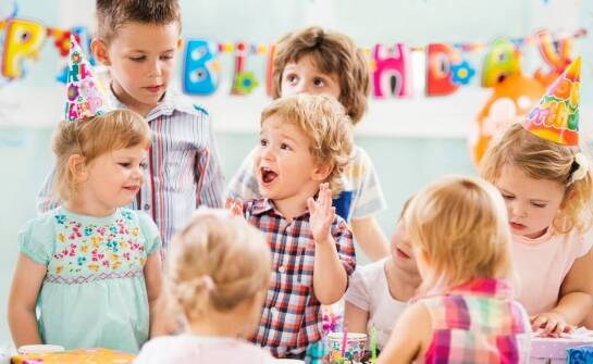 Jakie atrakcje dzieci najczęściej wybierają podczas urodzin w Fabryce Śmiechu?