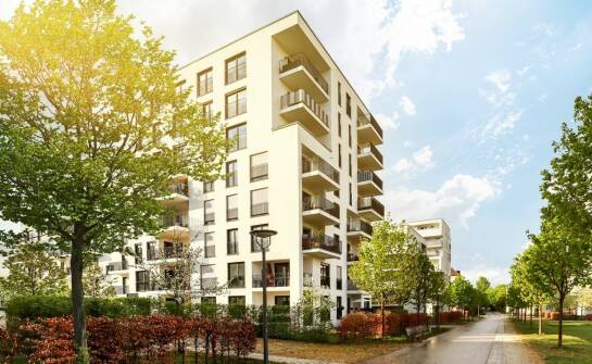 Termomodernizacja w nowych inwestycjach: klucz do oszczędności i komfortu w mieszkaniu