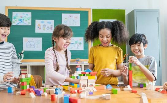 Jak różnorodność wpływa na osobisty rozwój dzieci w przedszkolu?