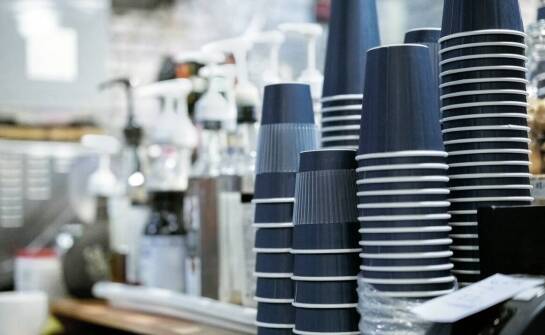 Jak papierowe kubki mogą wspierać strategię marketingową Twojej firmy