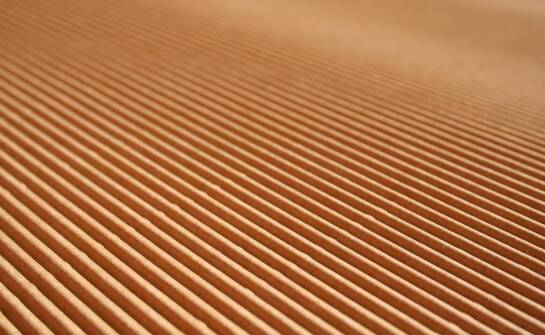 W jaki sposób falista tektura może zwiększyć trwałość i ochronę produktów?