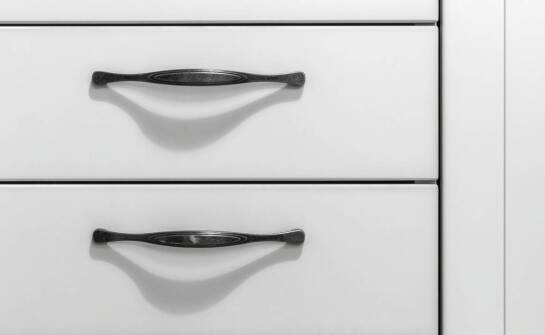 Jakie kolory dominują w projektach nowoczesnych szafek do przedpokoju?