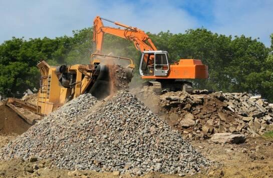Efektywność maszyn do rozdrabniania gruzu w kontekście ochrony środowiska