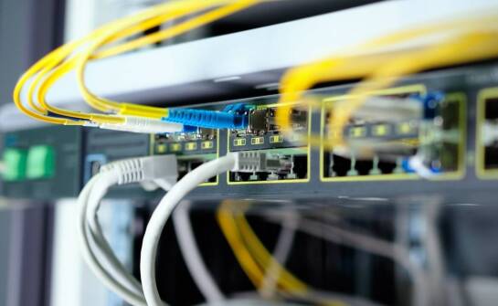 Najważniejsze cechy, które powinien mieć kabel S/FTP RJ45 dla optymalnej wydajności