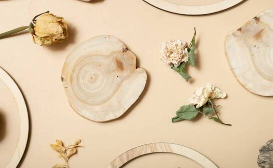 Elegancja w prostocie: płaskie kolczyki kółka jako must-have w każdej kolekcji